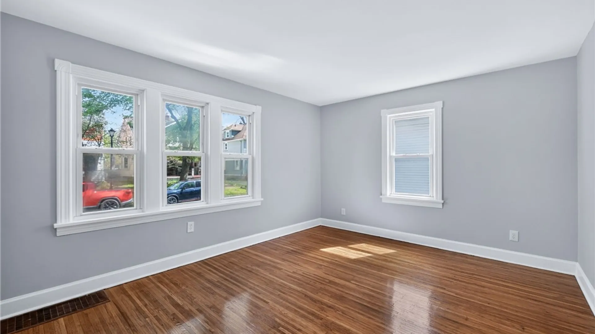 Property at 89 Mount Vernon Ave, Rochester, NY 14620 5
