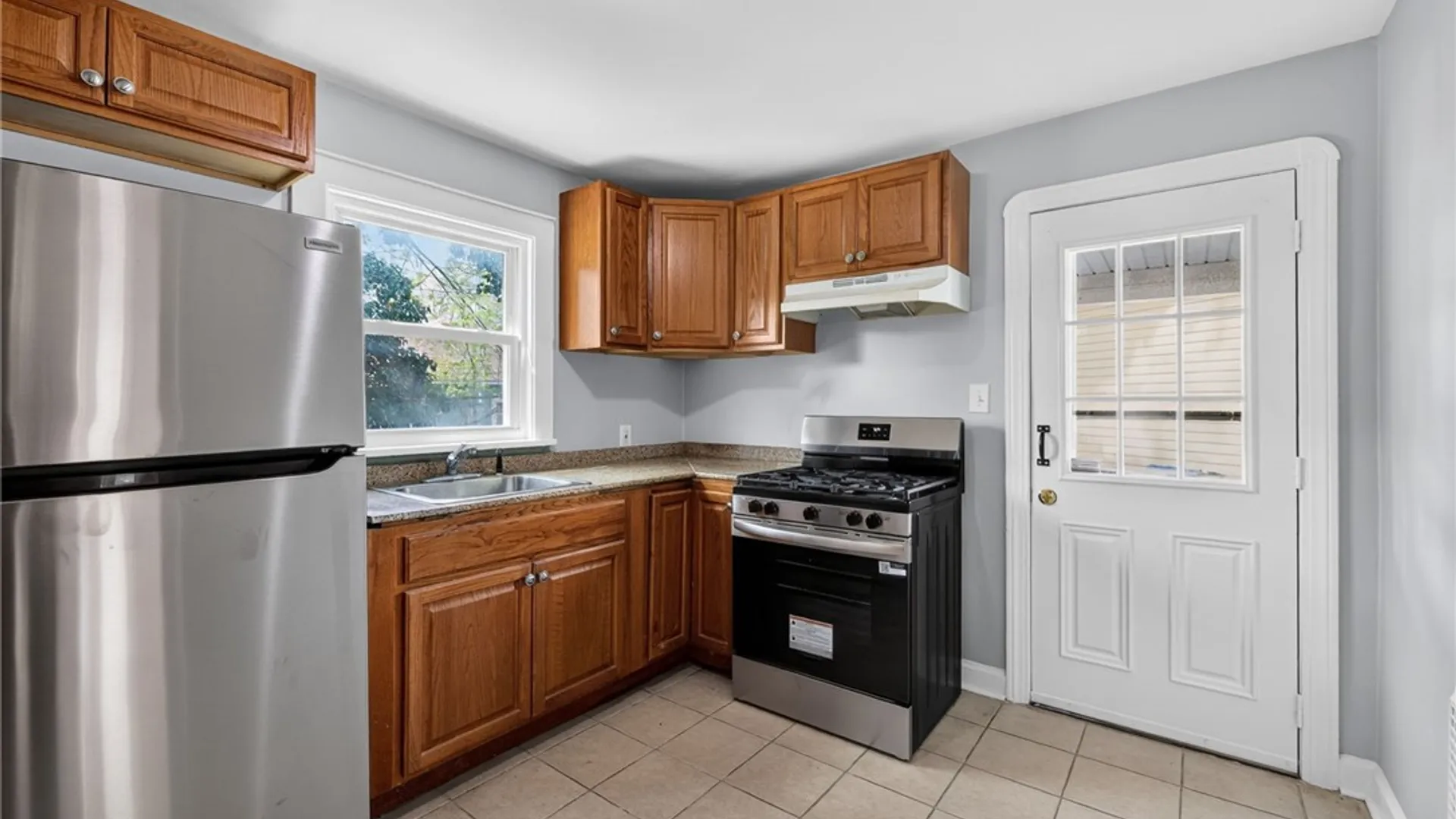 Property at 89 Mount Vernon Ave, Rochester, NY 14620 9