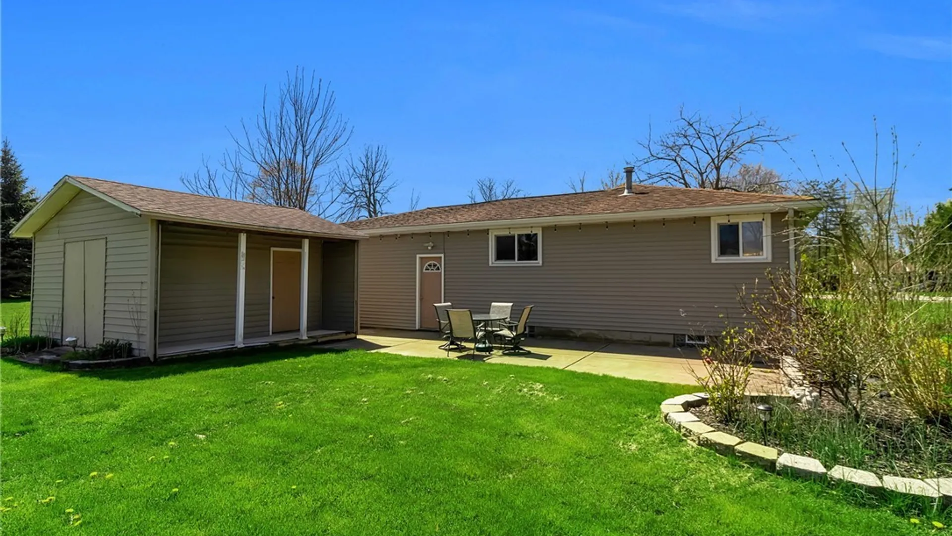 Property at 5065 Salt Rd, Clarence, NY 14031 33