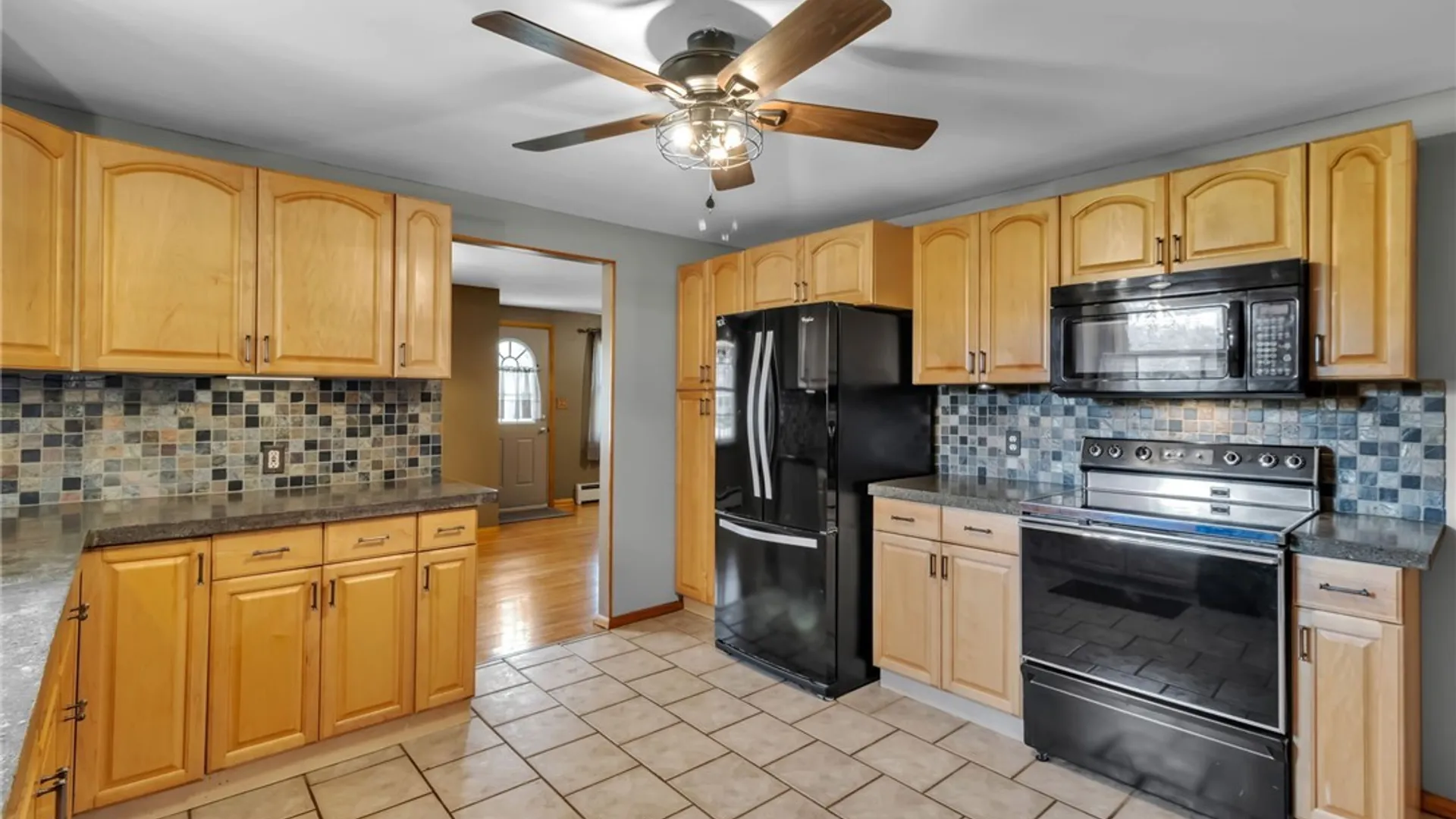 Property at 5065 Salt Rd, Clarence, NY 14031 9