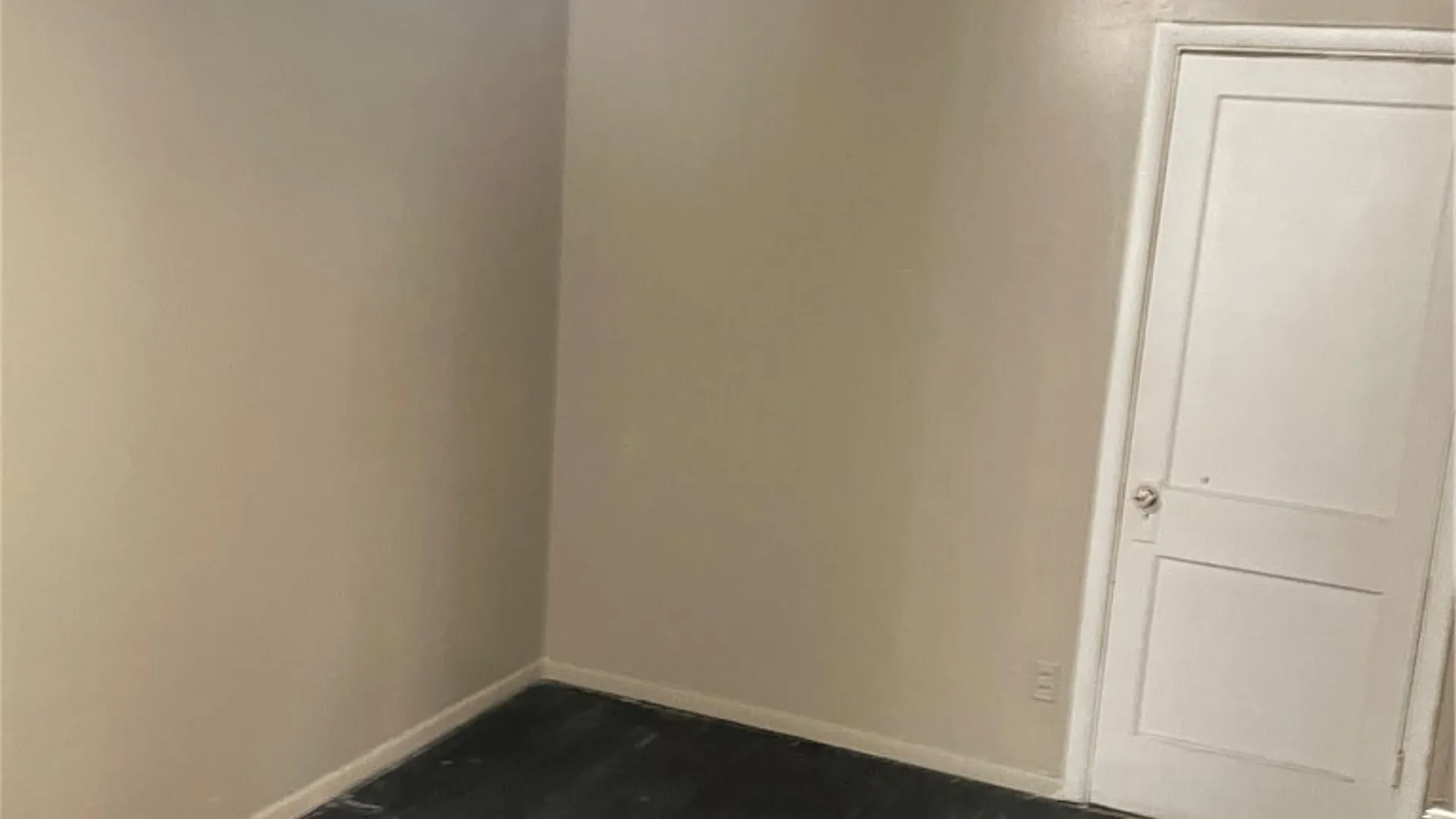 Property at 1983 Park Avenue, Buffalo, NY 14220 4