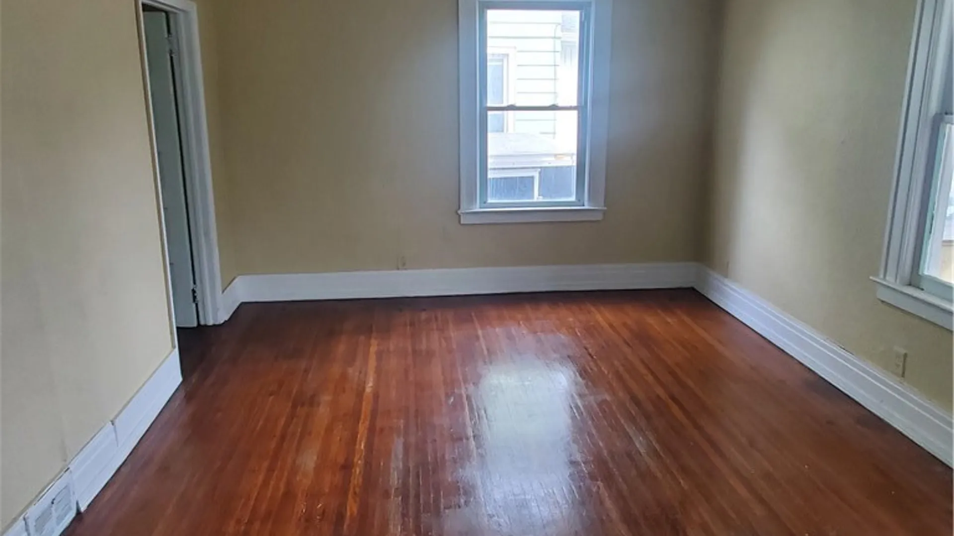 Property at 566 Lexington Avenue, Rochester, NY 14613 7
