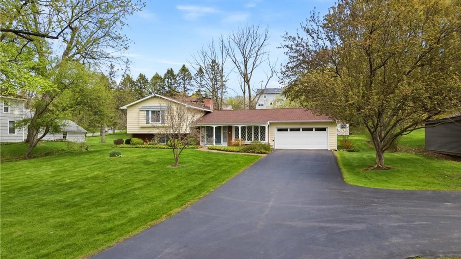 Property at 5514 Manlius Street, Manlius, NY 13066 5