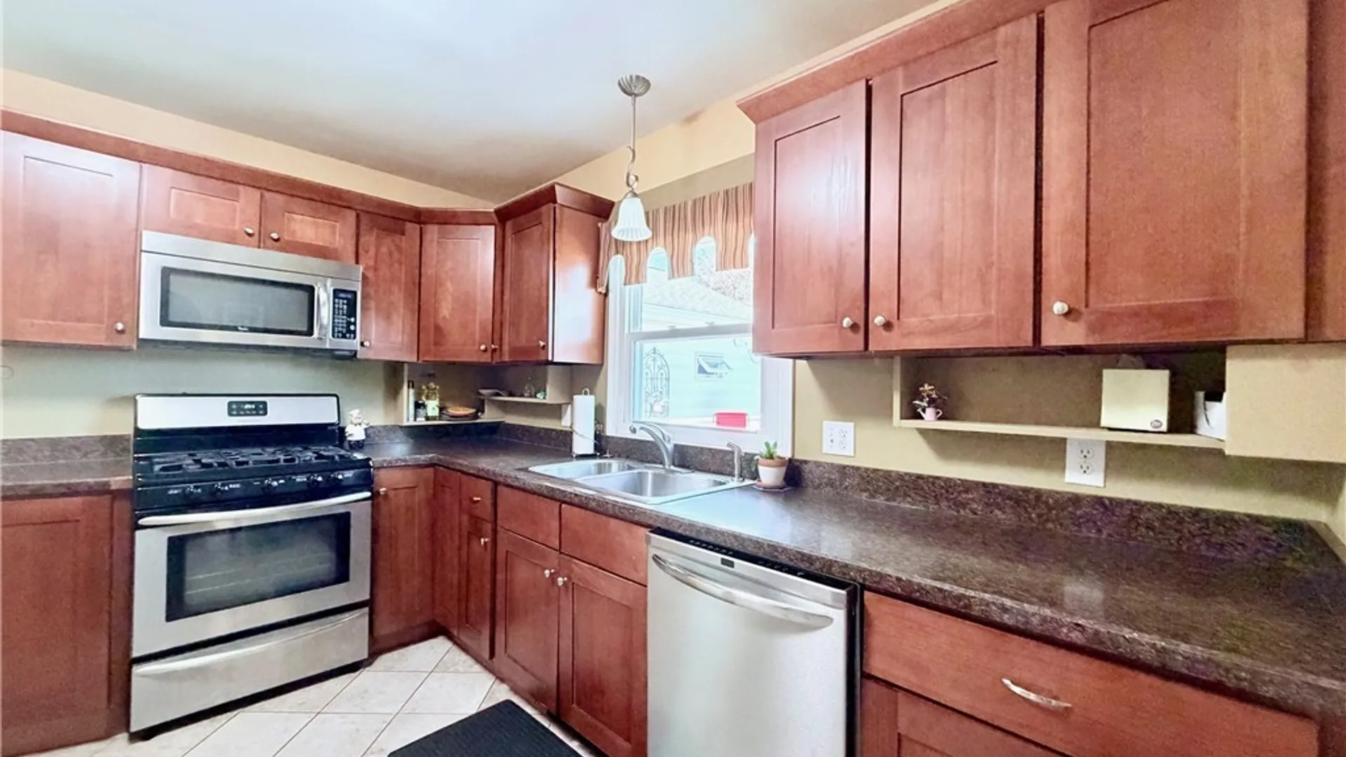 Property at 21 Pomeroy Street, Cortland, NY 13045 8