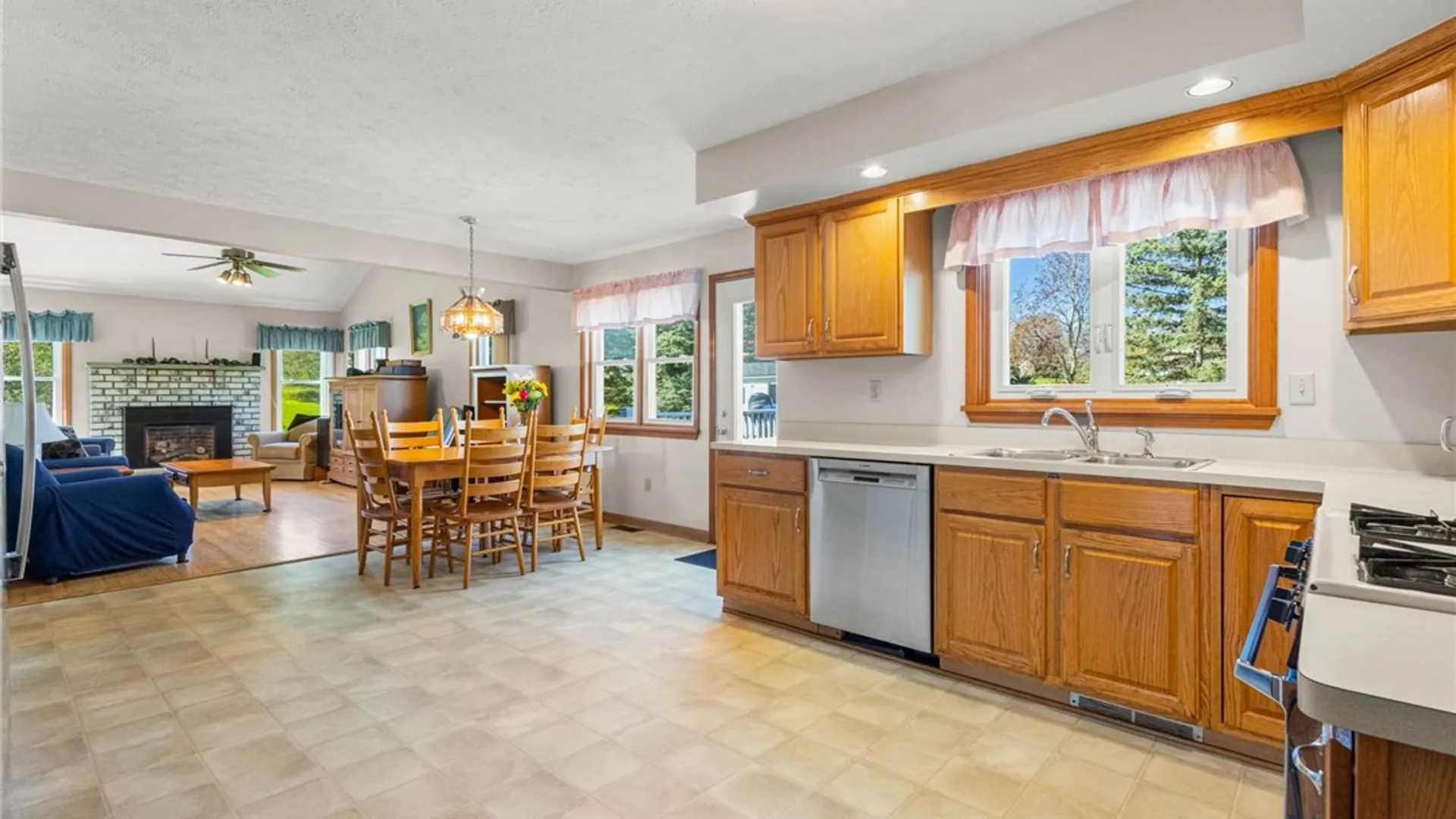 Property at 494 Barks Road, Caledonia, NY 14423 4
