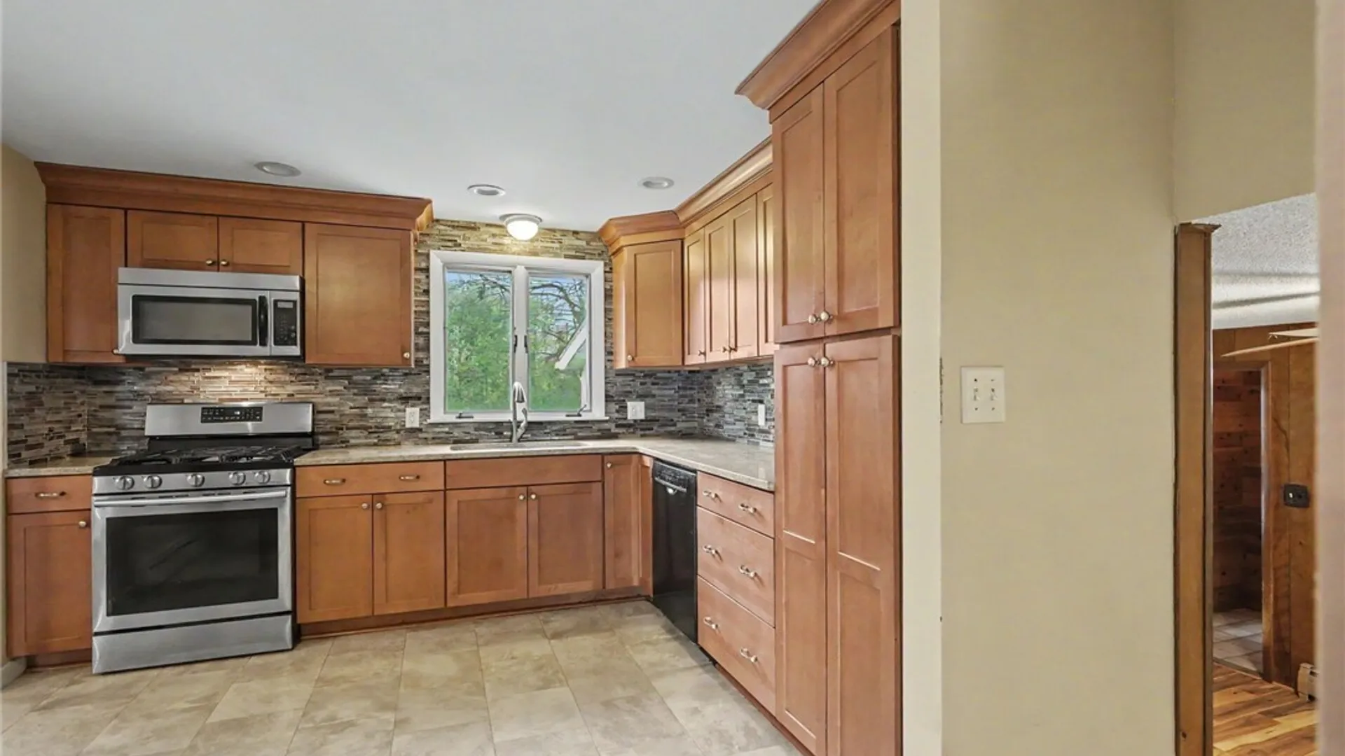 Property at 116 Culpepper Road, Amherst, NY 14221 13