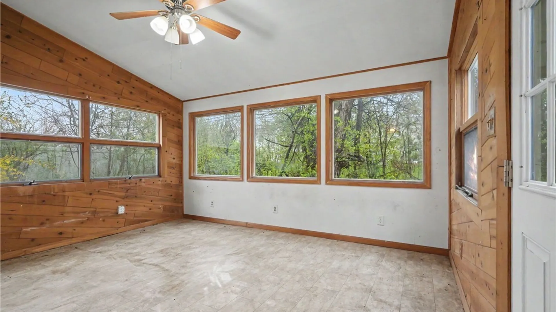 Property at 116 Culpepper Road, Amherst, NY 14221 9