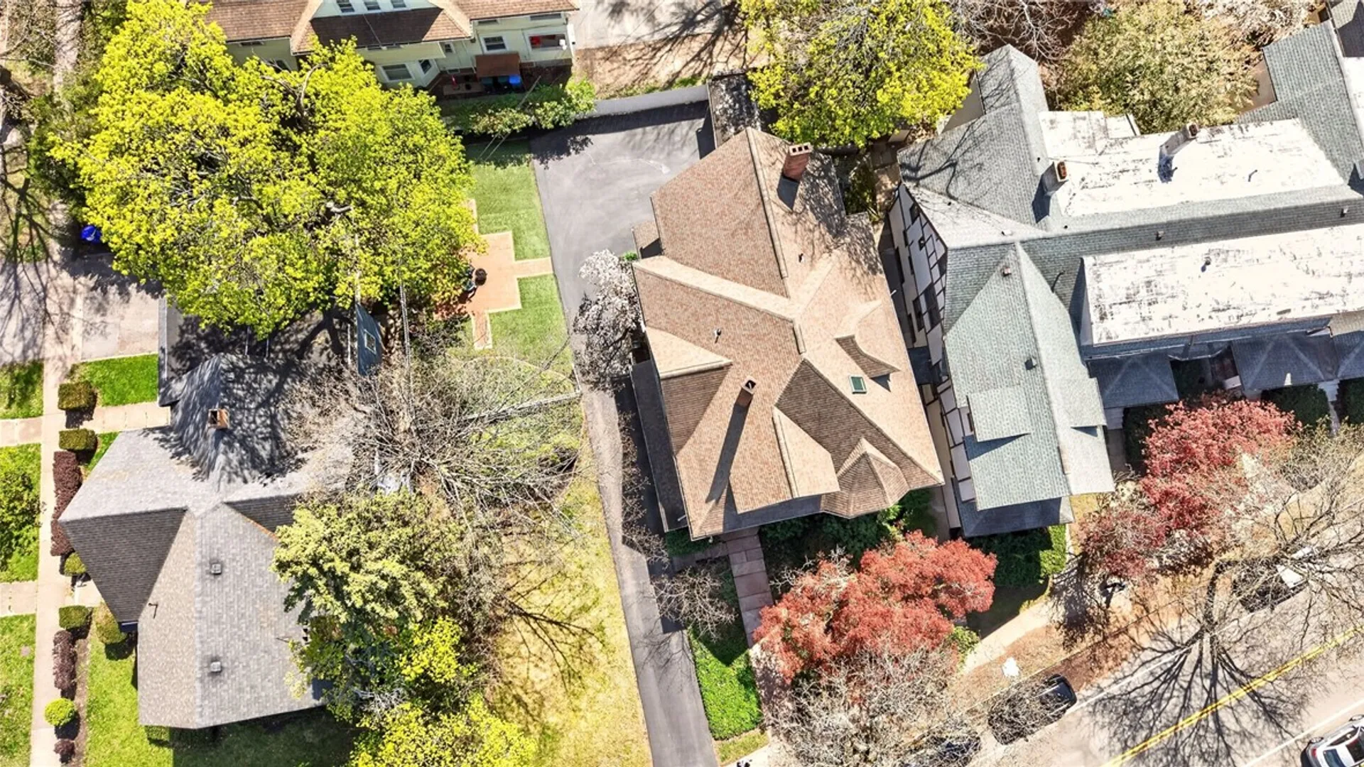 Property at 517 Park Avenue, Rochester, NY 14607 48