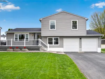Property at 4084 Sweet Gum Ln, Clay, NY 13090
