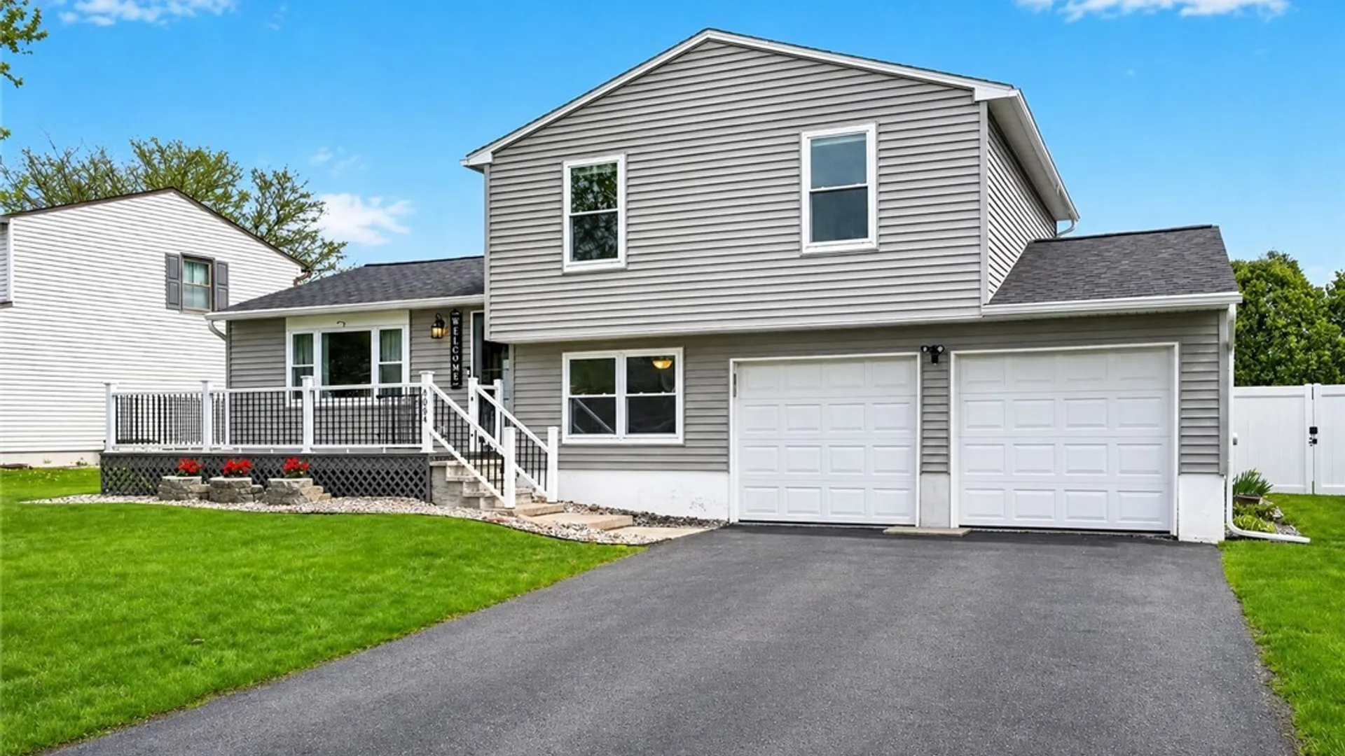 Property at 4084 Sweet Gum Ln, Clay, NY 13090 2