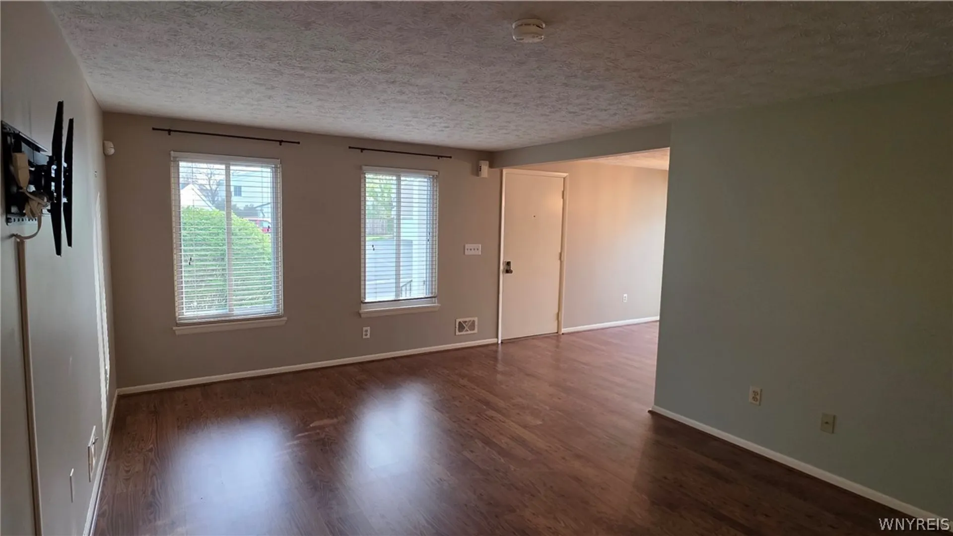Property at 204 Greenway Boulevard, Riga, NY 14428 4
