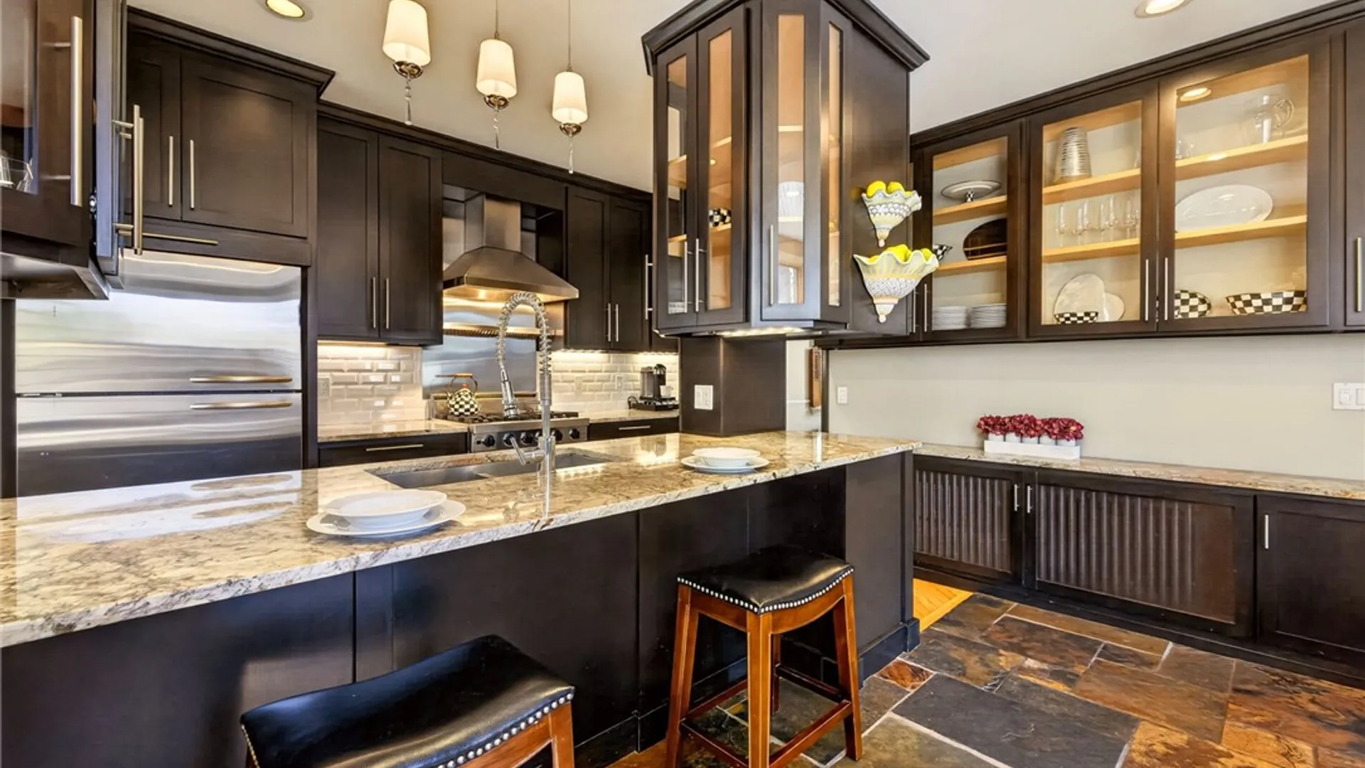 Property at 517 Park Avenue, Rochester, NY 14607 25