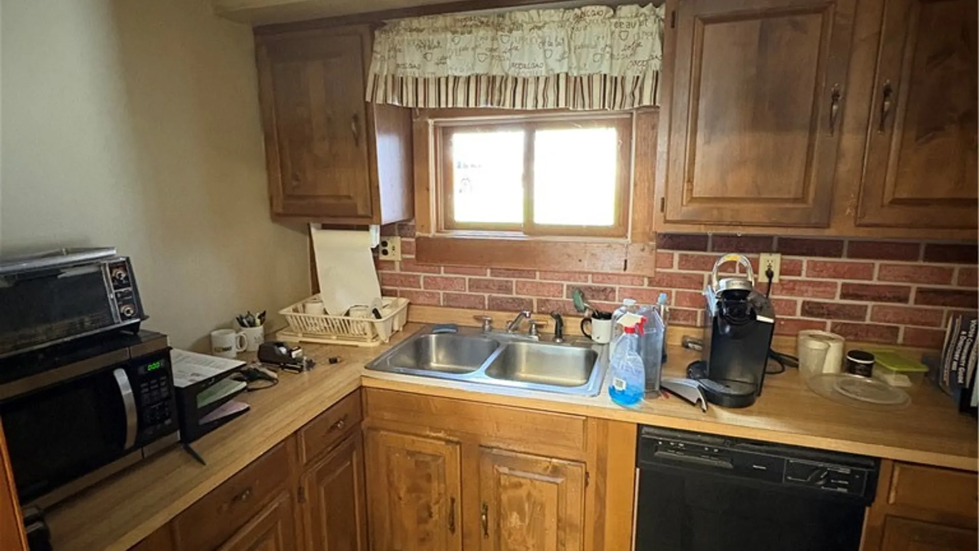 Property at 8 High Street, Victor, NY 14564 17
