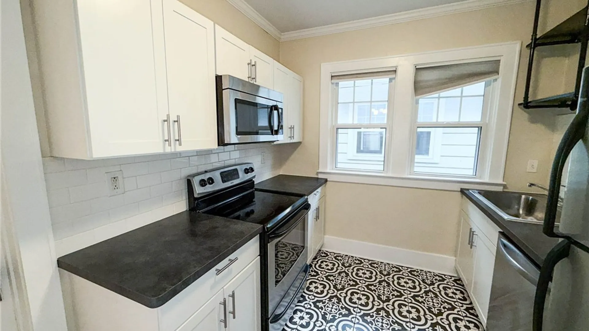 Property at 12 Boardman Street, Rochester, NY 14607 10