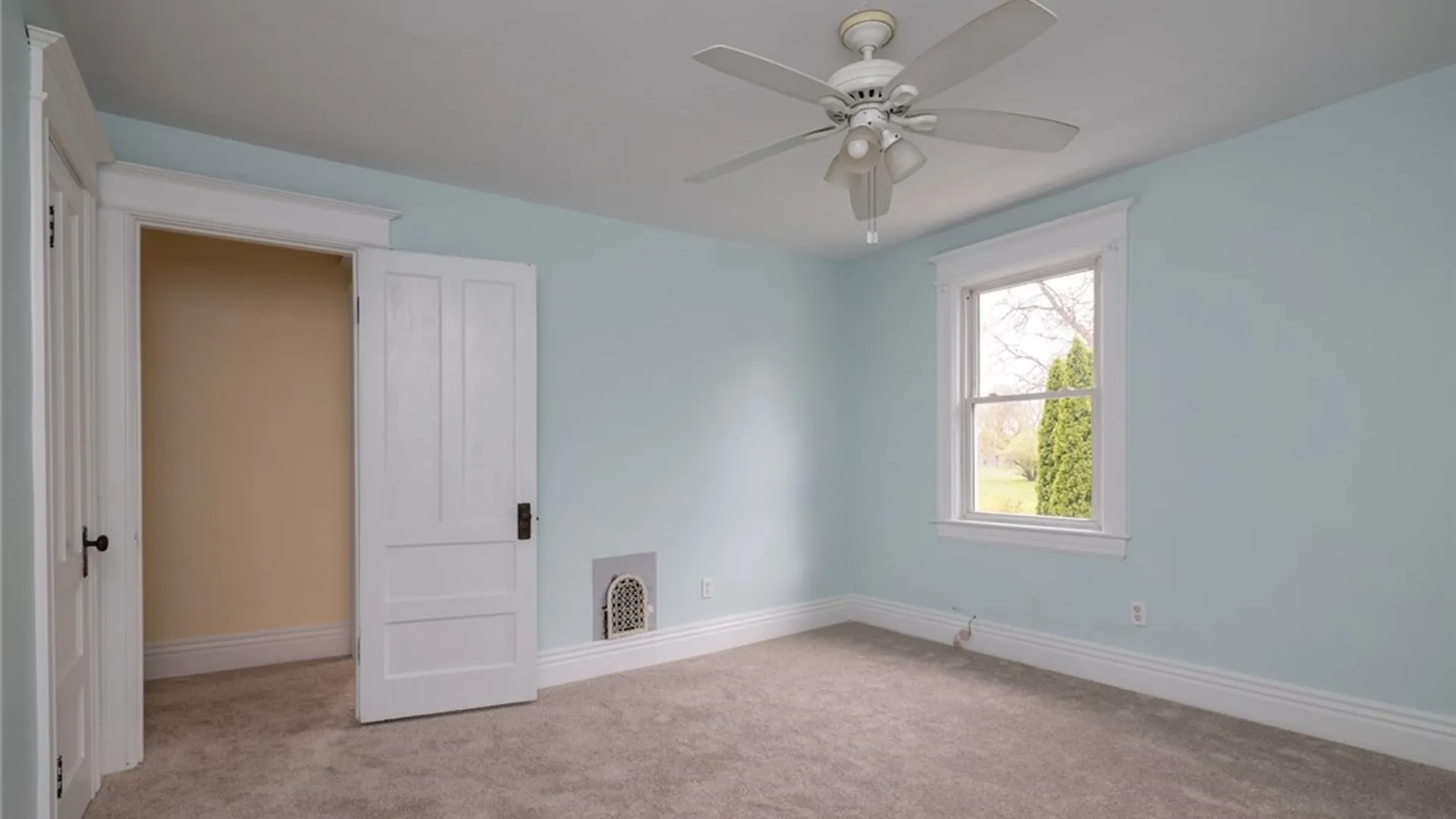 Property at 27 Riverside Street, Rochester, NY 14613 28