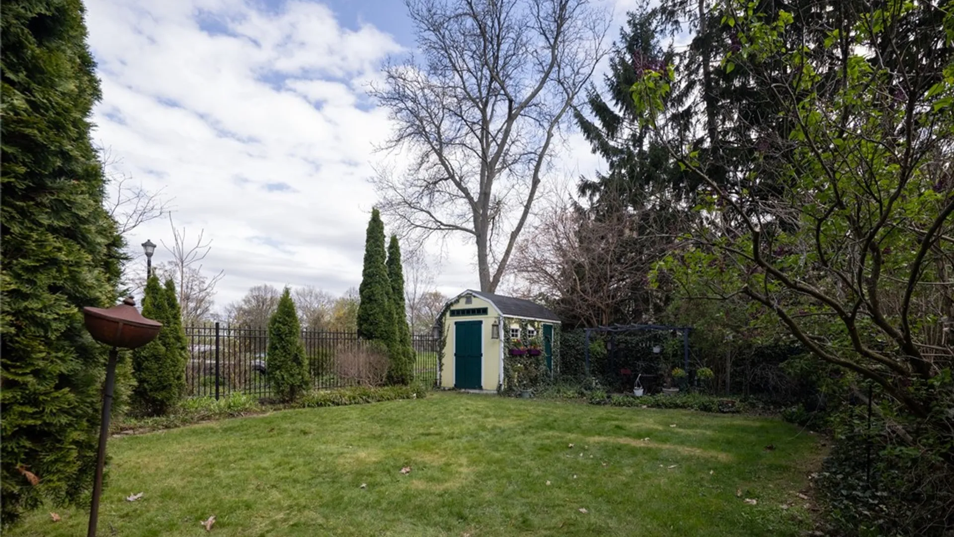 Property at 27 Riverside Street, Rochester, NY 14613 42