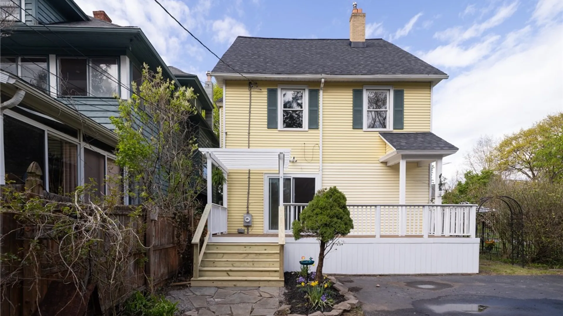 Property at 27 Riverside Street, Rochester, NY 14613 45