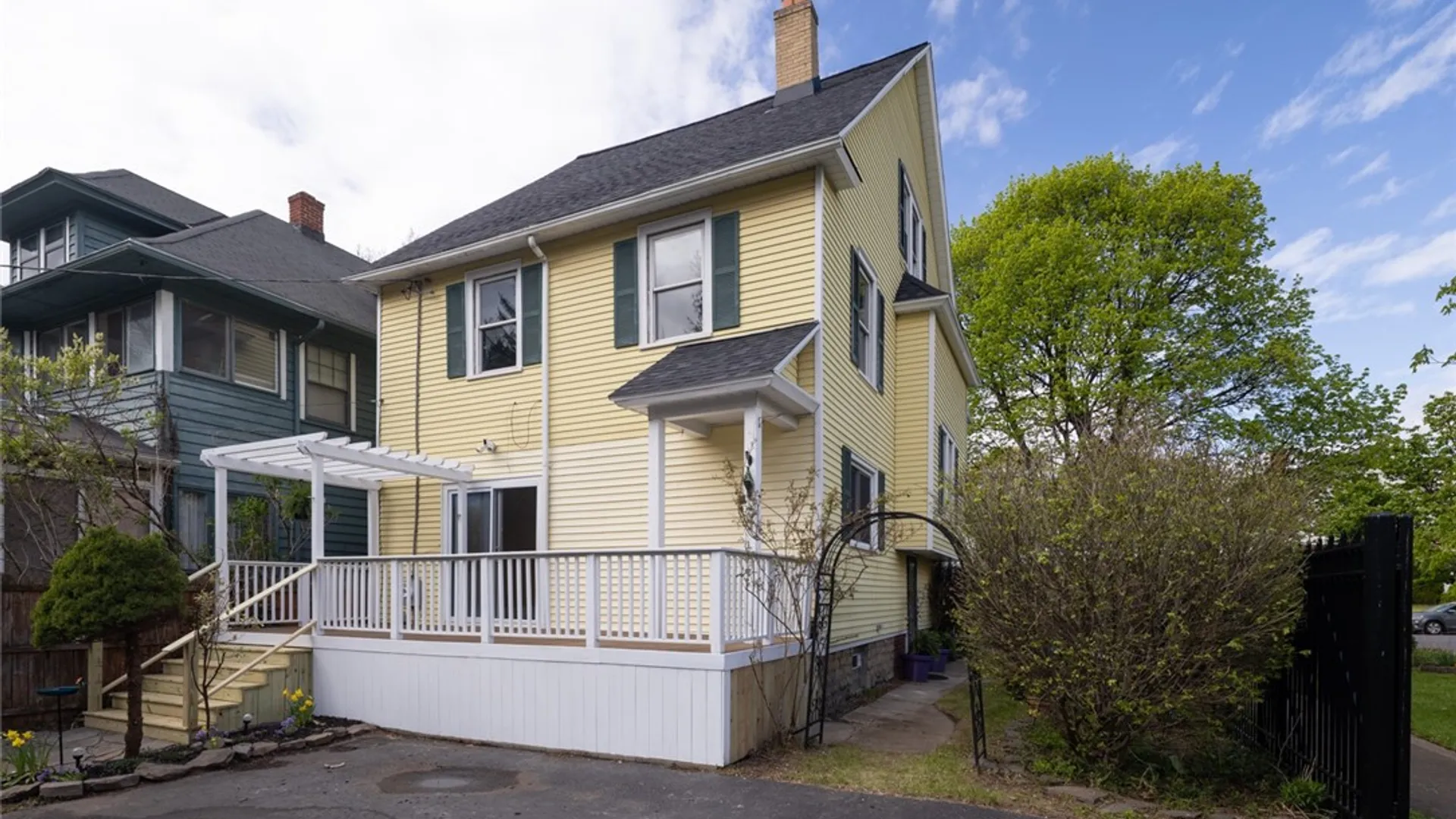 Property at 27 Riverside Street, Rochester, NY 14613 46