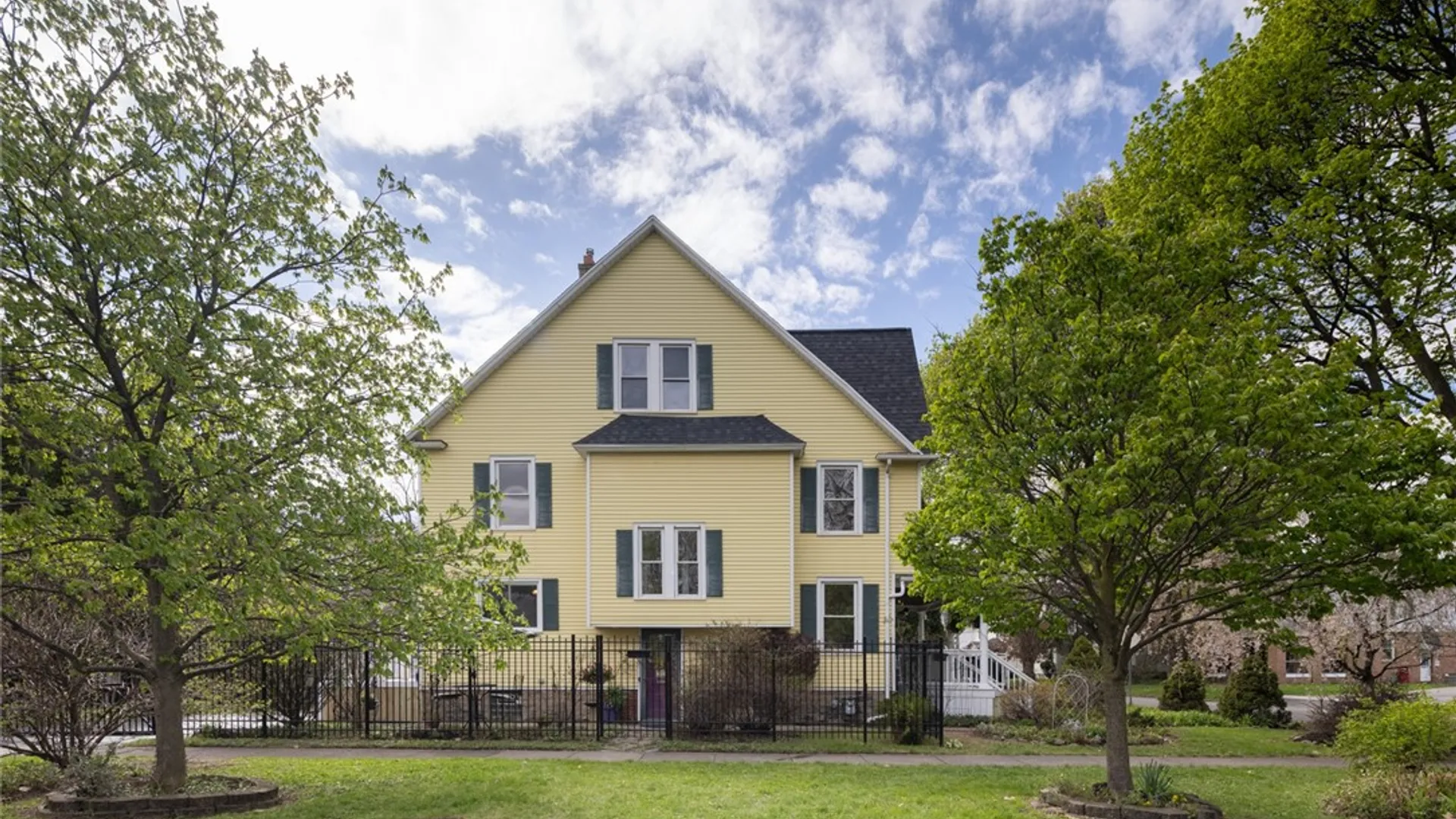 Property at 27 Riverside Street, Rochester, NY 14613 49