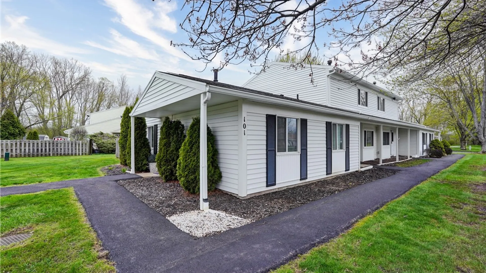 Property at 101 Norwich Drive, Ogden, NY 14624 5