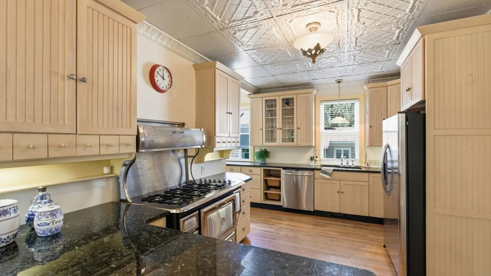 Property at 6 Elizabeth Street, Skaneateles, NY 13152 10