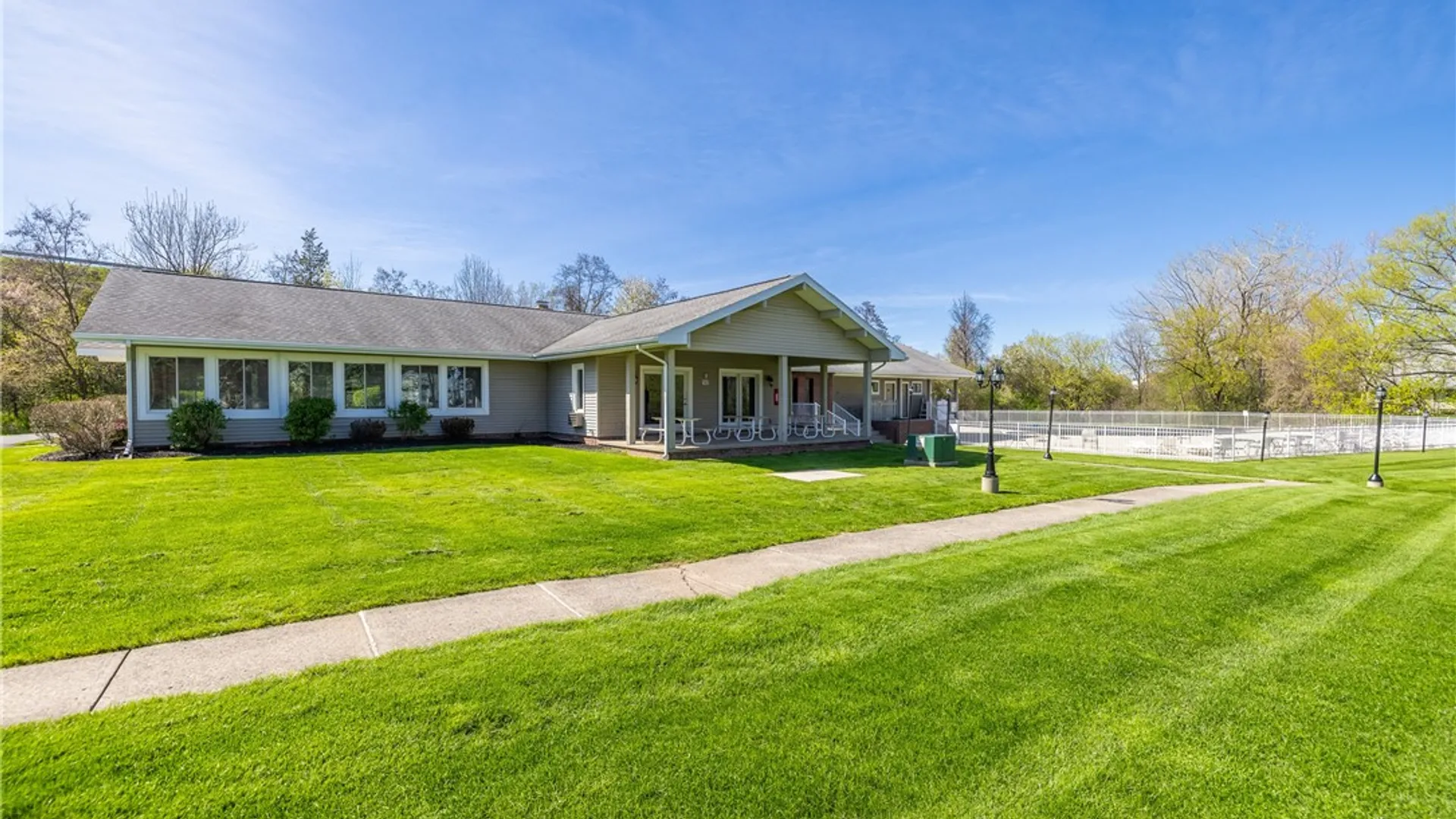 Property at 647 Eastbrooke Lane, Brighton, NY 14618 26