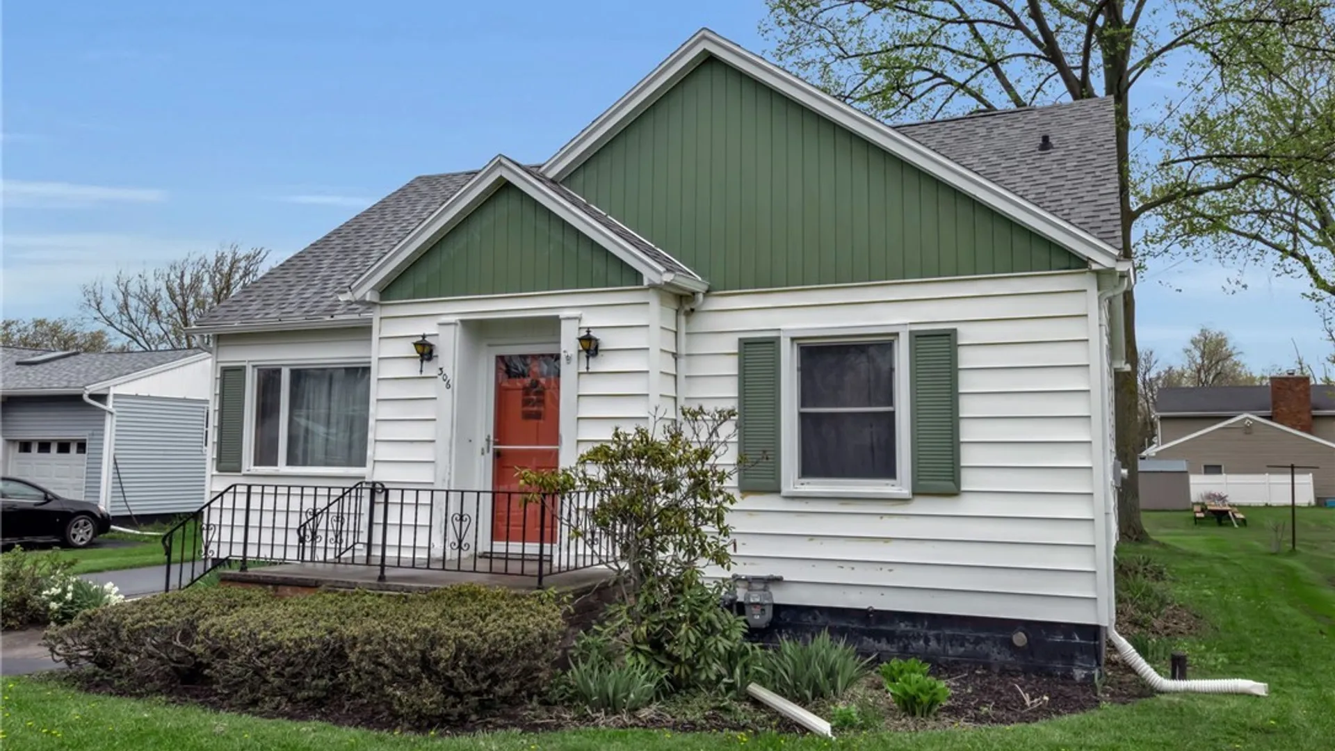 Property at 306 7th Street, Dunkirk, NY 14048 2