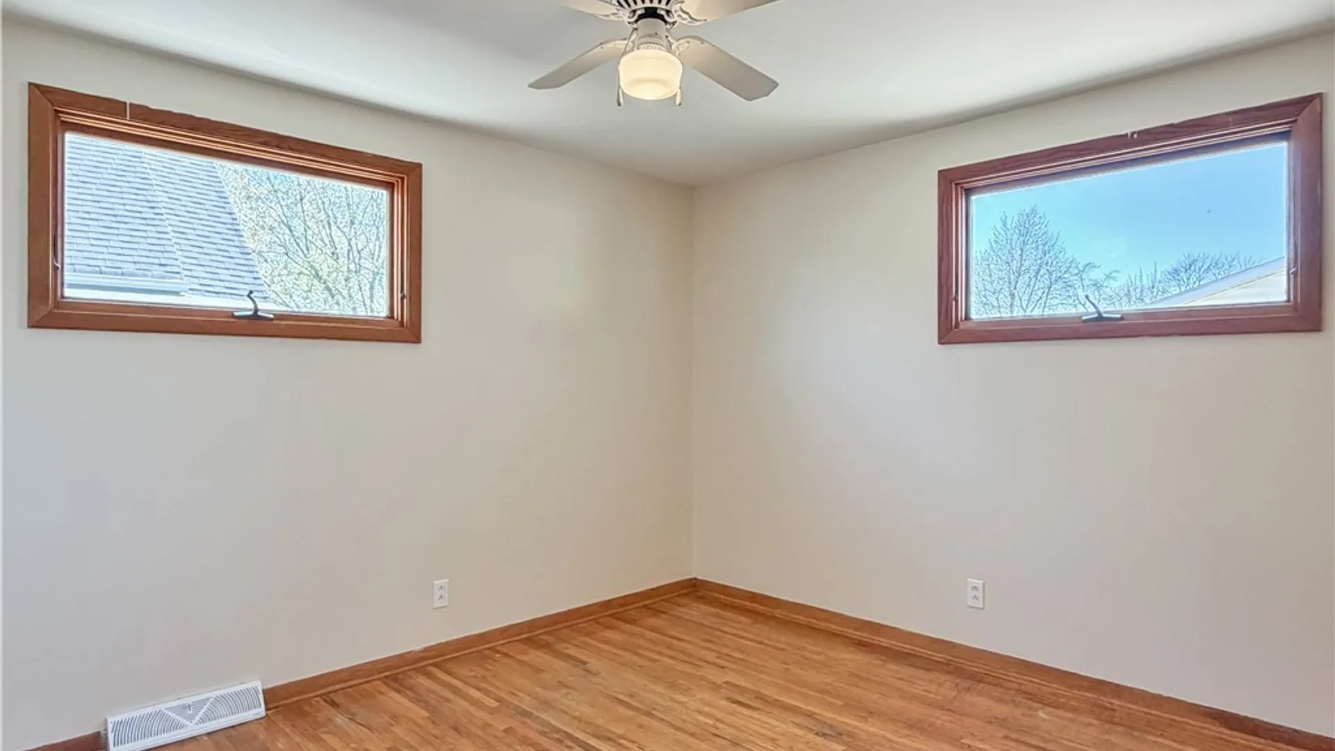 Property at 874 Beach Road, Cheektowaga, NY 14225 27