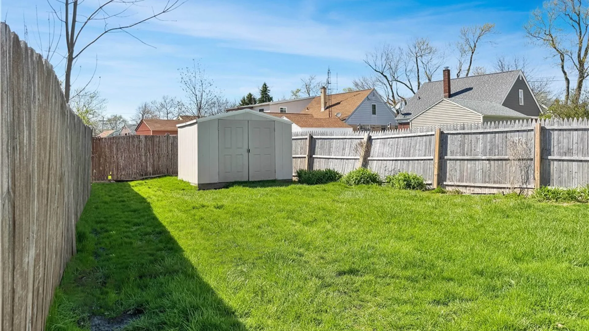 Property at 874 Beach Road, Cheektowaga, NY 14225 8