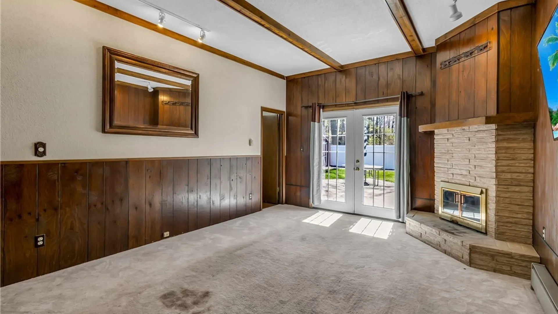 Property at 7375 Saint Joseph Road, Niagara, NY 14304 16