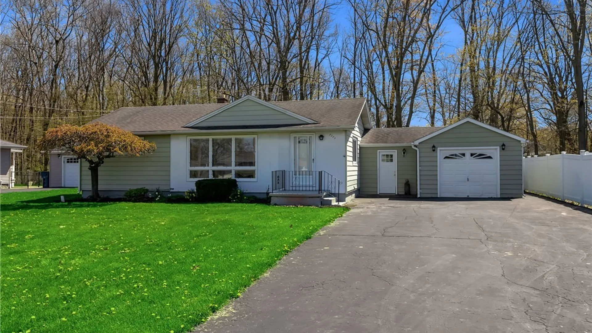 Property at 7375 Saint Joseph Road, Niagara, NY 14304 2