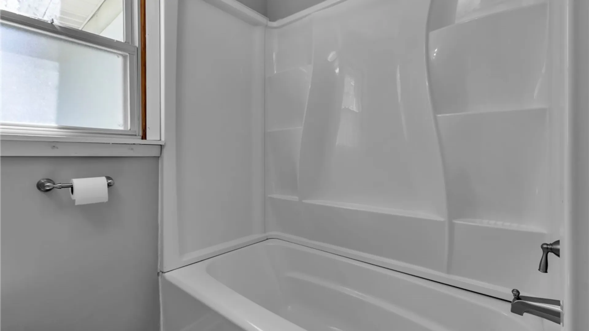 Property at 7375 Saint Joseph Road, Niagara, NY 14304 33