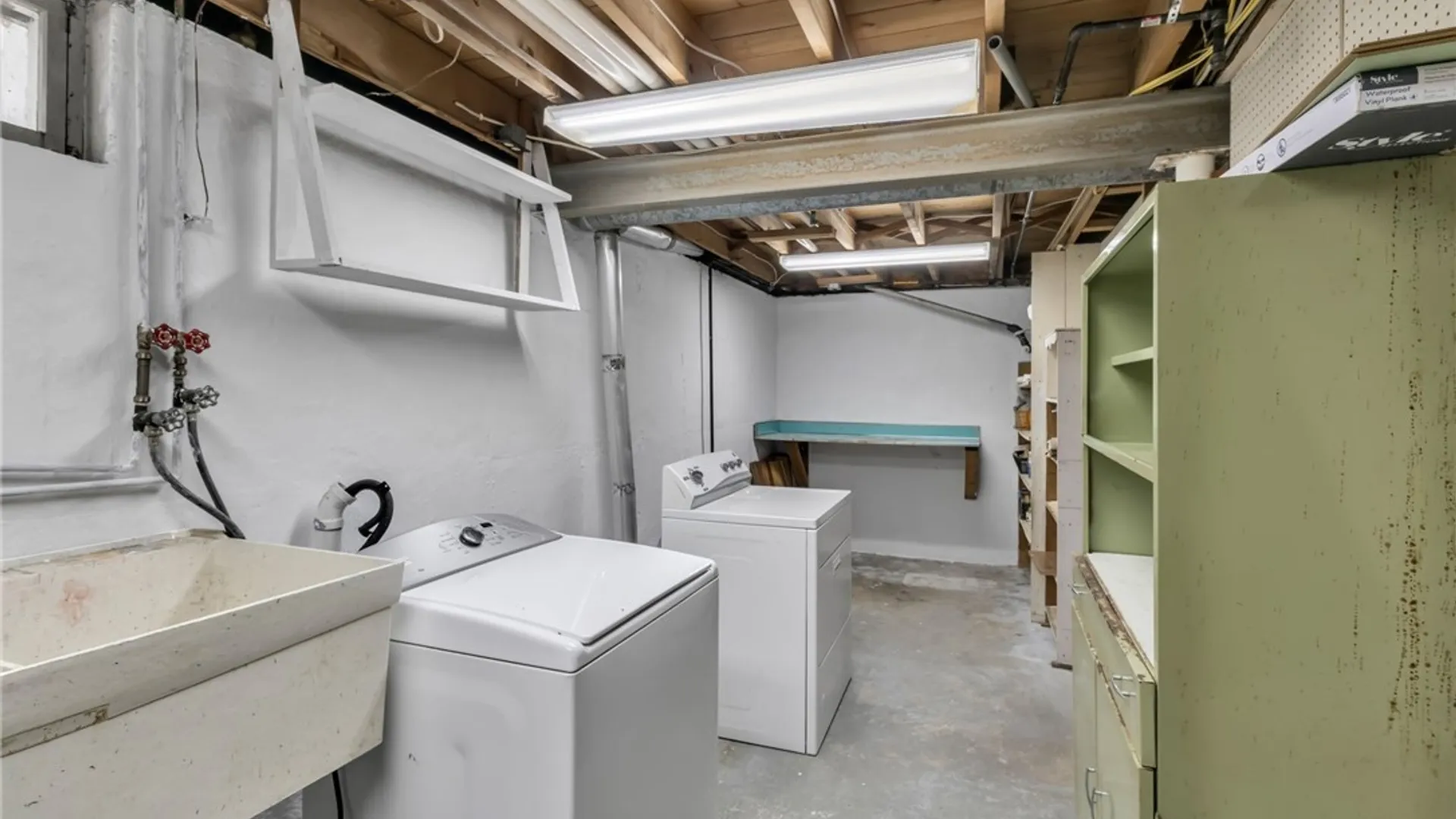Property at 7375 Saint Joseph Road, Niagara, NY 14304 40