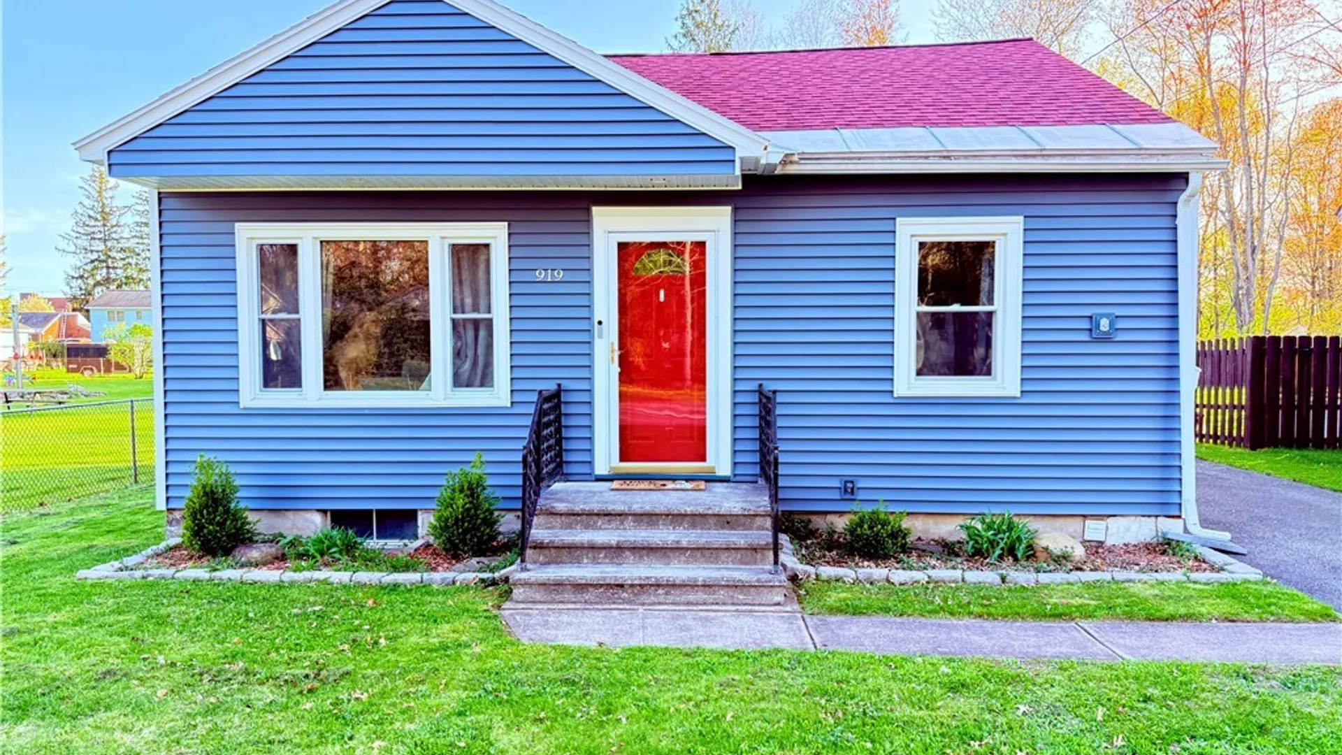 Property at 919 Highland Avenue, Rome, NY 13440 2