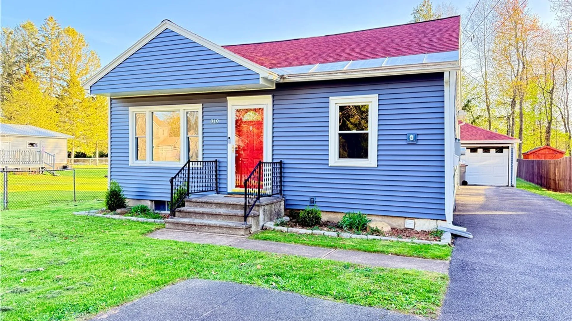 Property at 919 Highland Avenue, Rome, NY 13440 3