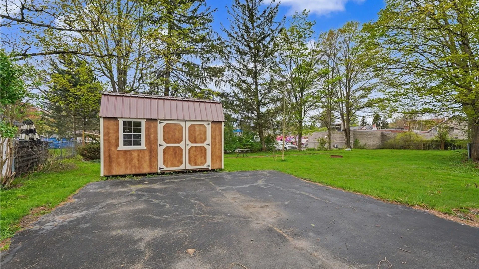 Property at 31 Pearl Street, Holland, NY 14080 27