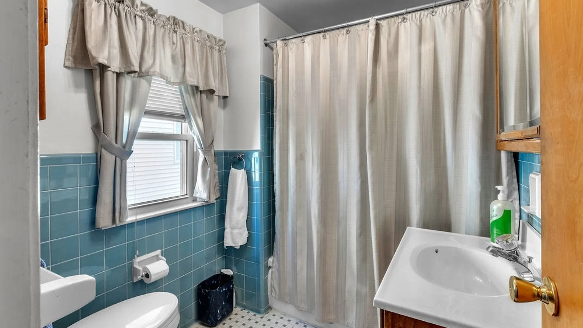 Property at 47 Belmont Avenue, Tonawanda, NY 14223 8