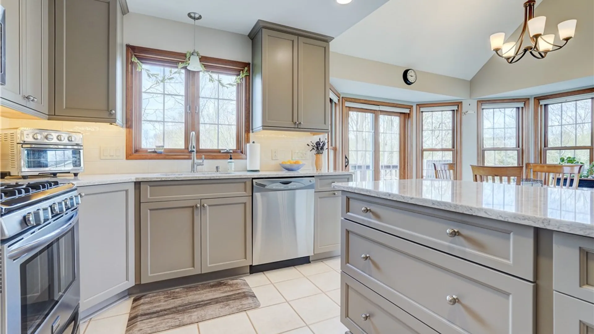 Property at 30 Walnut Hill Drive, Parma, NY 14559 14