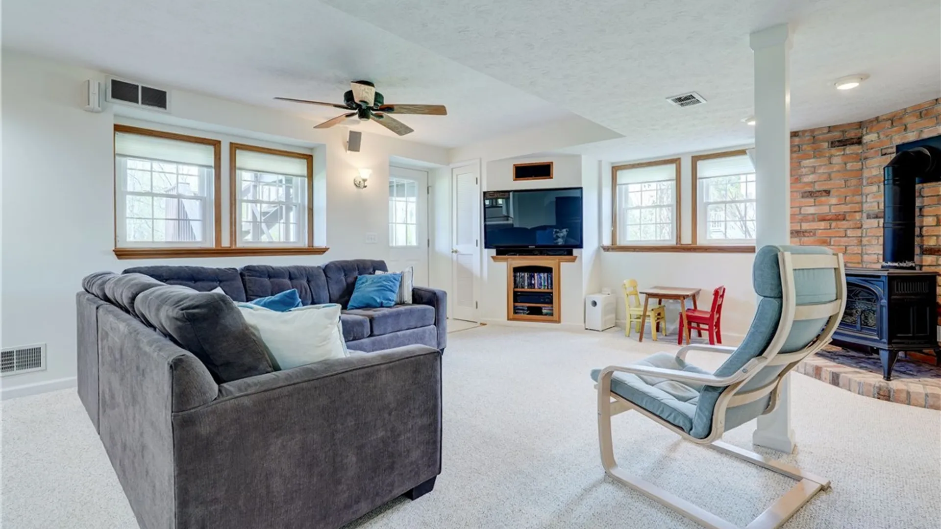 Property at 30 Walnut Hill Drive, Parma, NY 14559 32