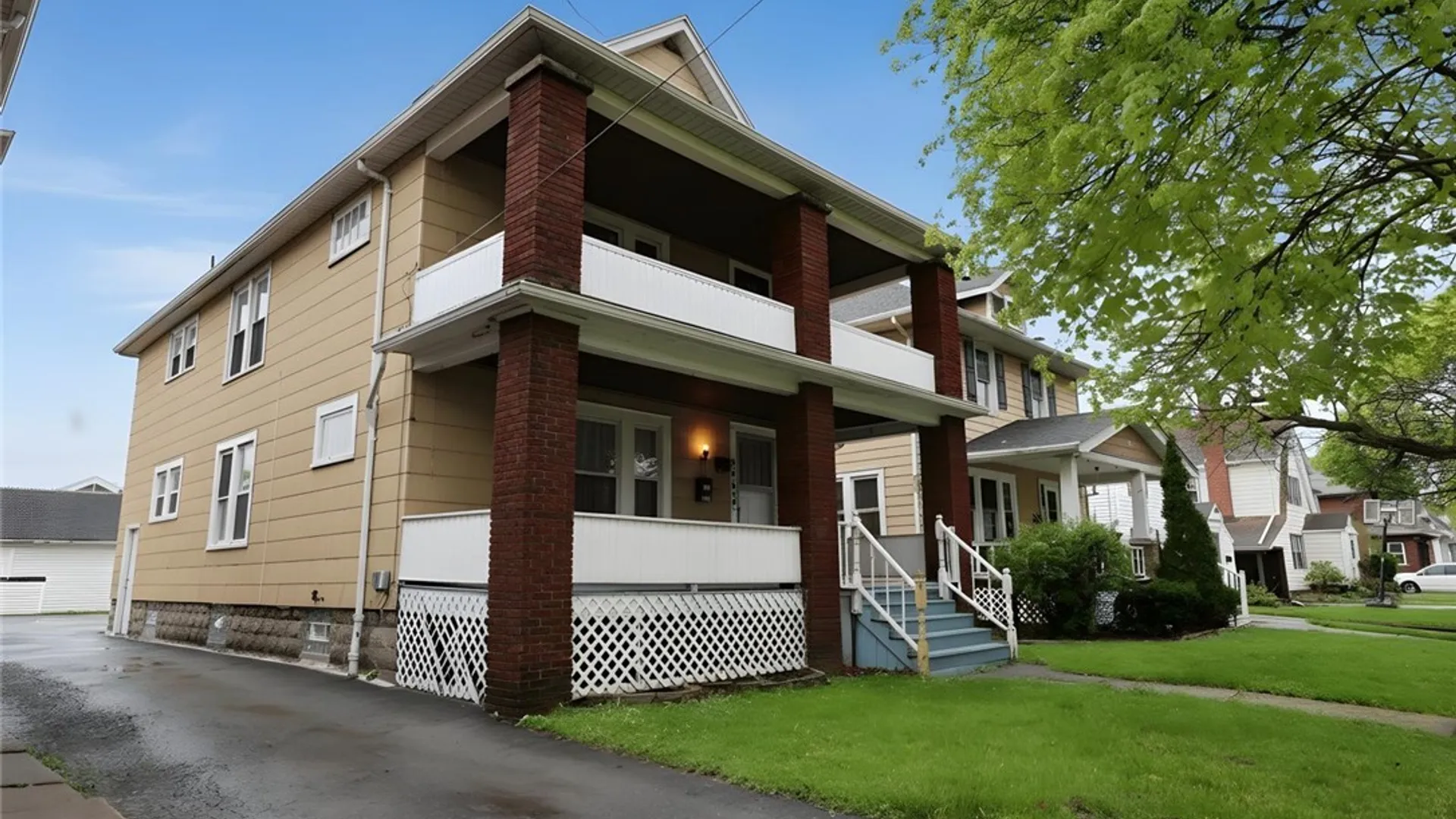 Property at 2463 South Avenue, Niagara Falls, NY 14305 3