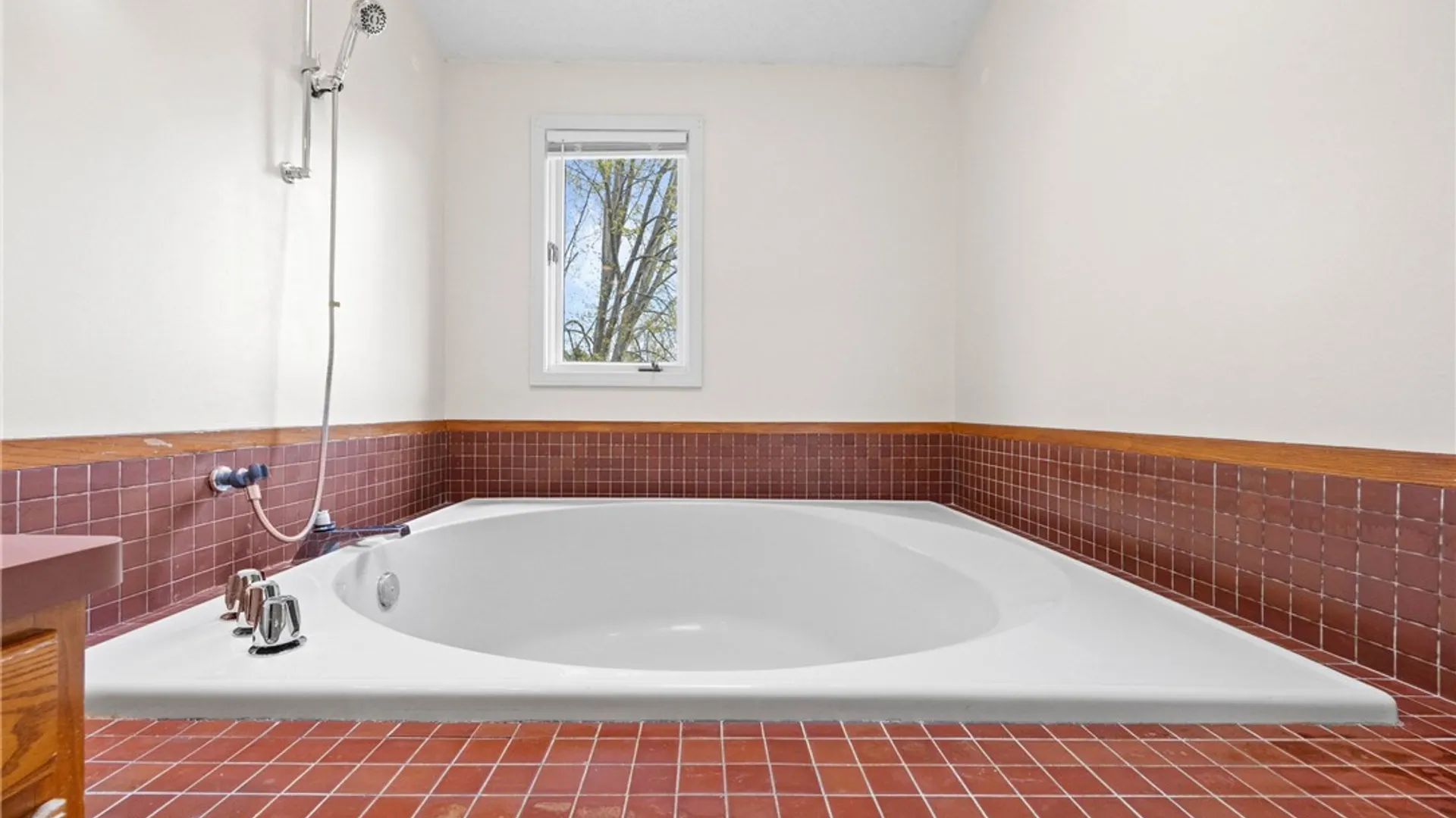 Property at 1 Brandywine Lane, Brighton, NY 14618 26
