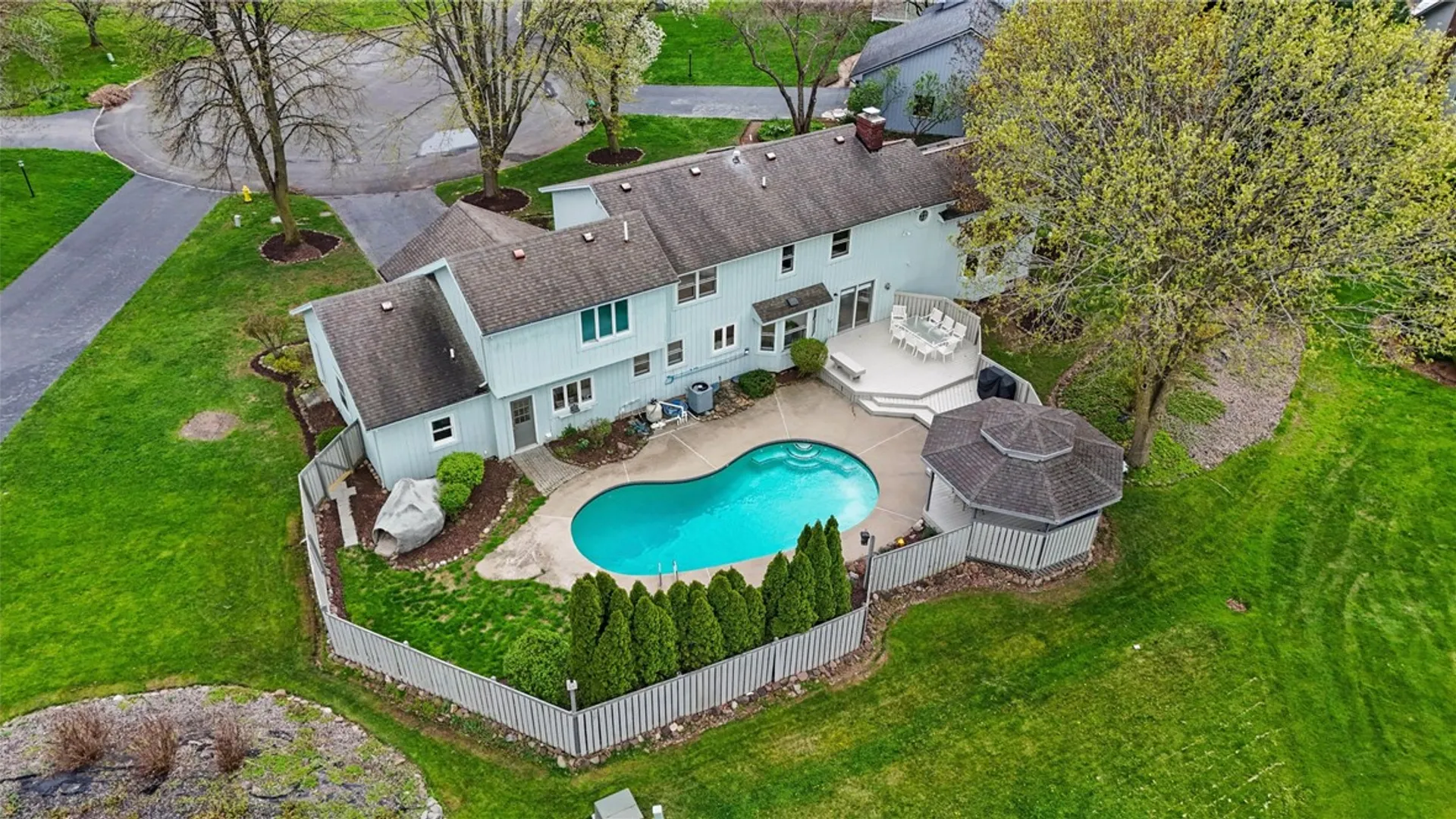 Property at 1 Brandywine Lane, Brighton, NY 14618 3