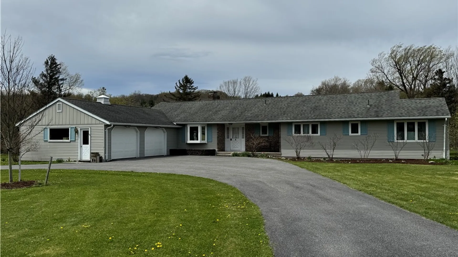 Property at 4 Brookside Drive, Eaton, NY 13408 4
