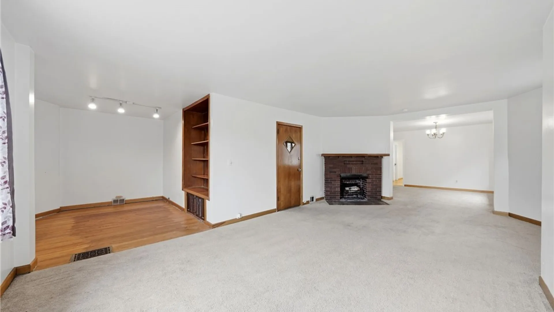 Property at 421 Delavan Avenue, Buffalo, NY 14213 7
