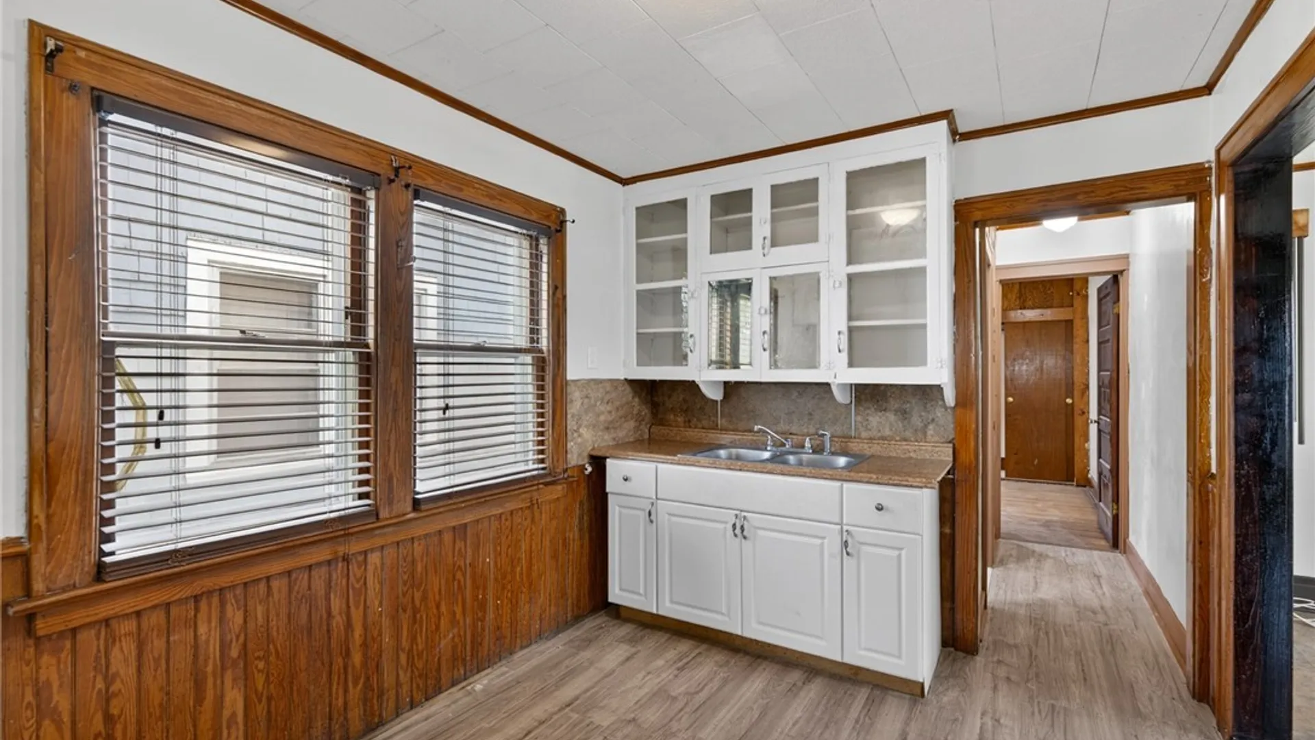 Property at 504 Hewitt Avenue, Buffalo, NY 14215 13