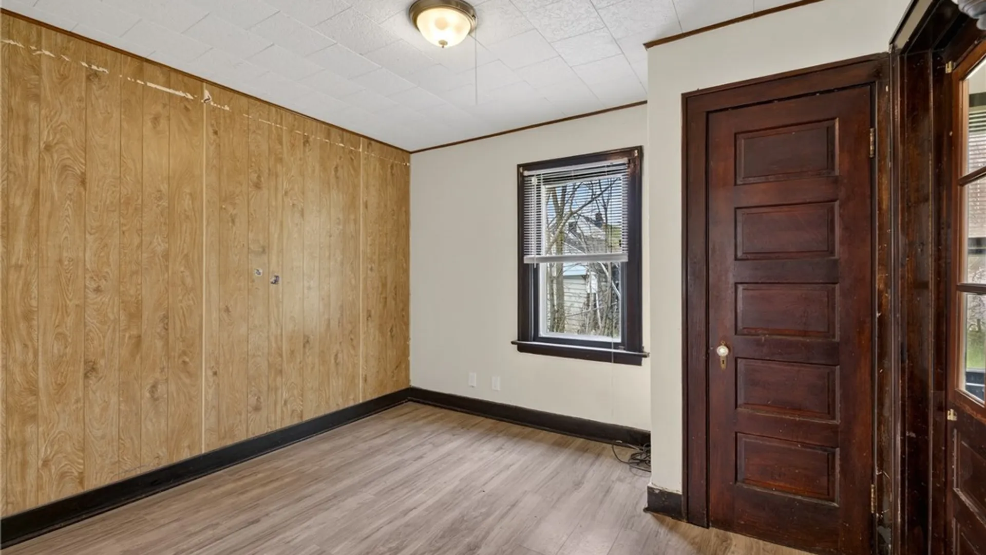 Property at 504 Hewitt Avenue, Buffalo, NY 14215 24