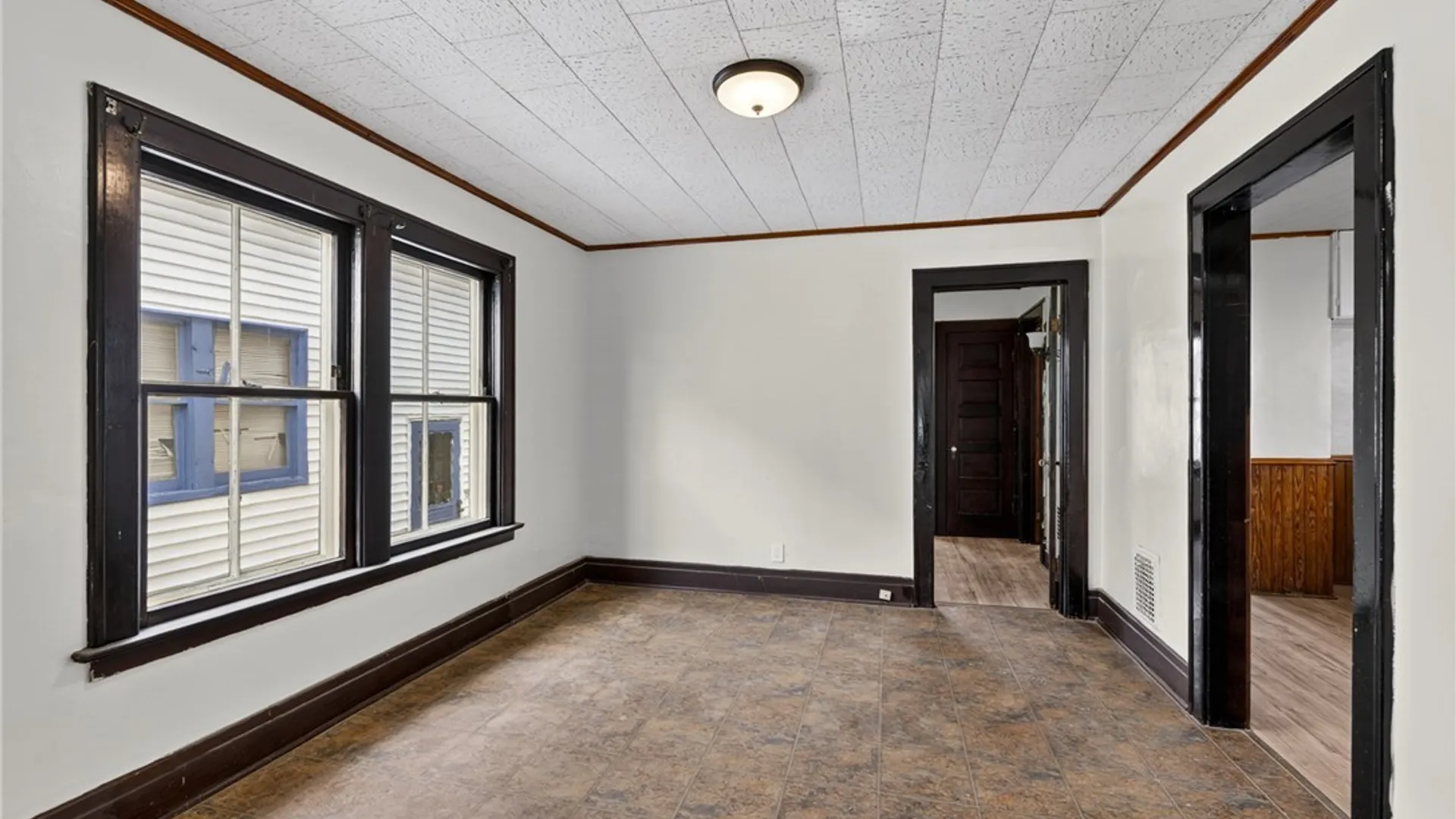 Property at 504 Hewitt Avenue, Buffalo, NY 14215 46