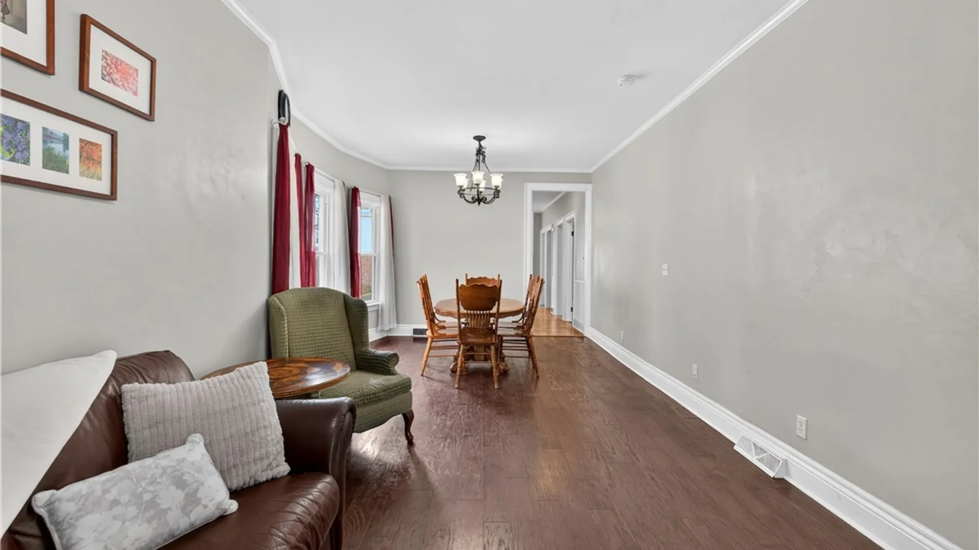 Property at 63 Princeton Place, Buffalo, NY 14210 10