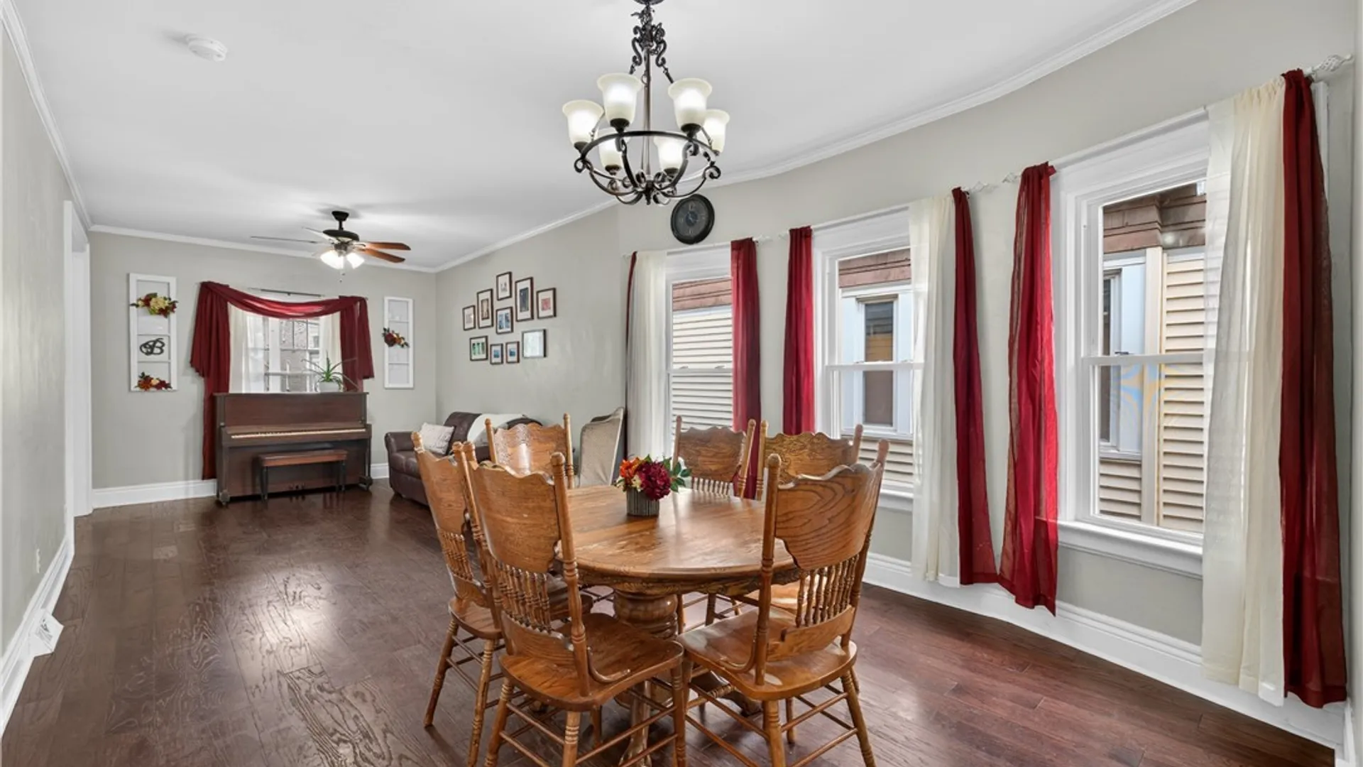 Property at 63 Princeton Place, Buffalo, NY 14210 12