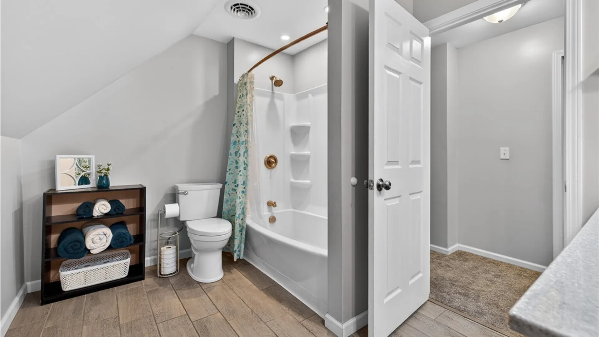 Property at 63 Princeton Place, Buffalo, NY 14210 34